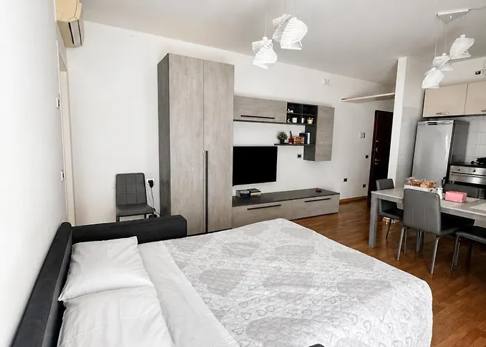 Bicocca Flat B